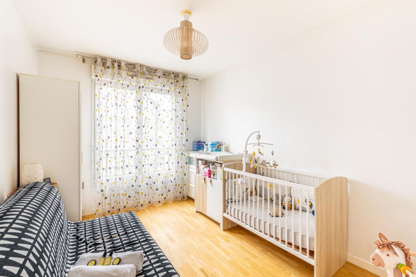 Guestready - Red Letters In Montrouge Apartment Luaran gambar